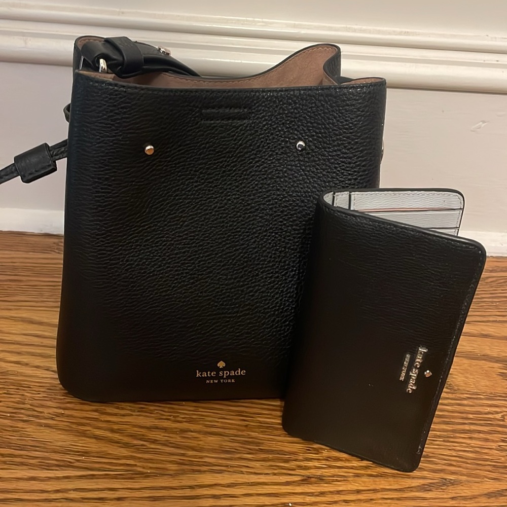 NWOT Kate Spade black leather Marti small bucket bag with matching wallet. NEW!